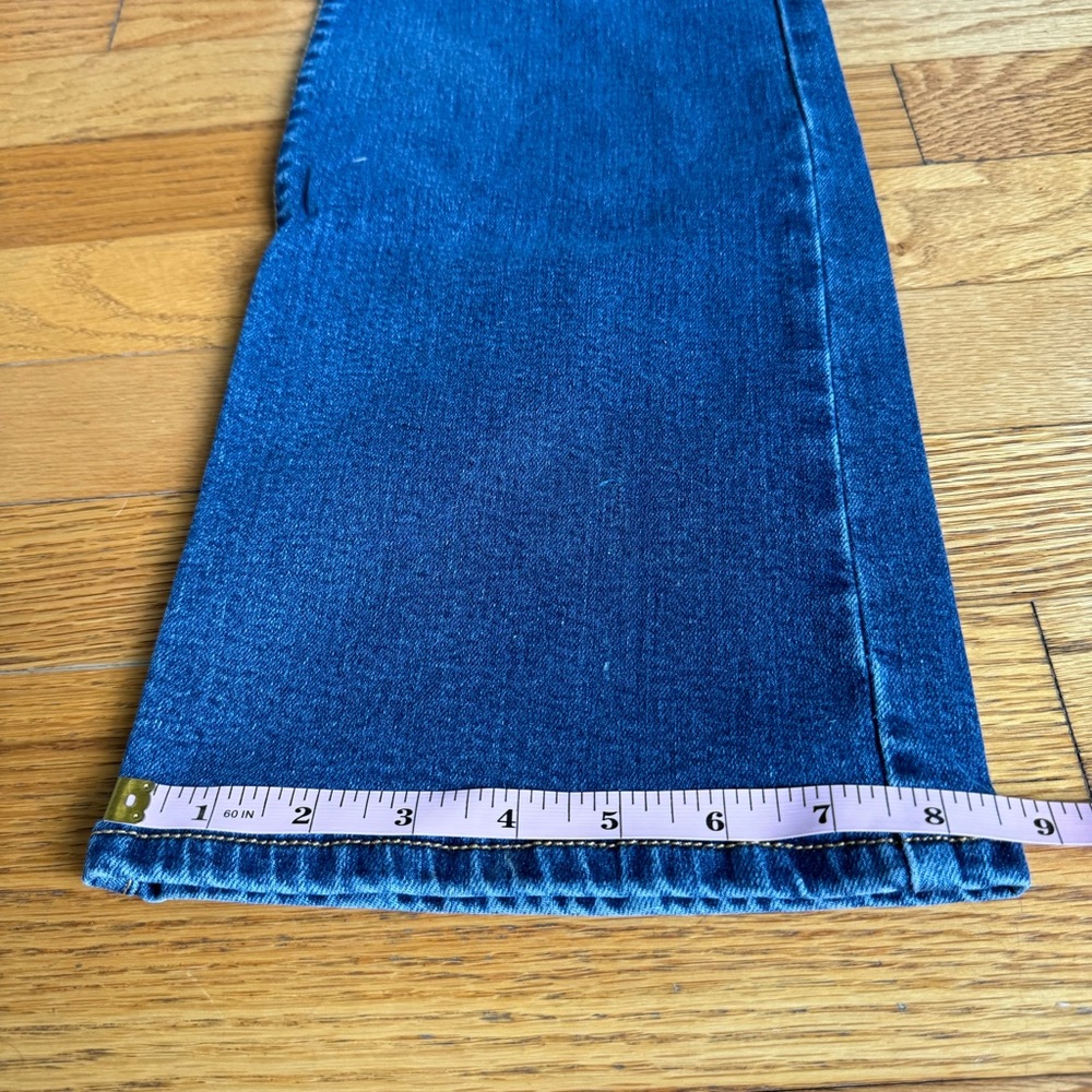 Levi's Vintage Jeans Women’s 10L Blue Denim 550 Classic Relaxed Boot Cut Stretch - Picture 8 of 11